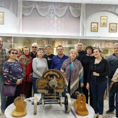 Путешествие в мир оружия: участники ДЙ “Доброта” посетили музей оружия в Златоусте