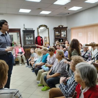 Шахтёрам – героям славу поём!
