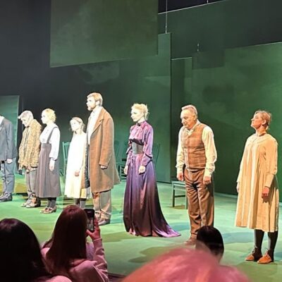 Спектакль, который заставляет задуматься: члены Миасской МО ВОС посетили театр Наума Орлова