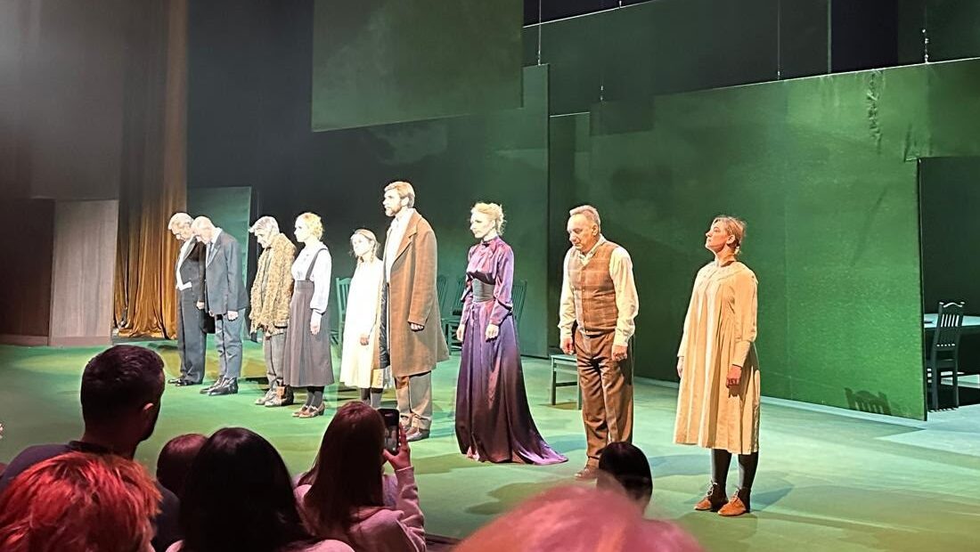 Спектакль, который заставляет задуматься: члены Миасской МО ВОС посетили театр Наума Орлова