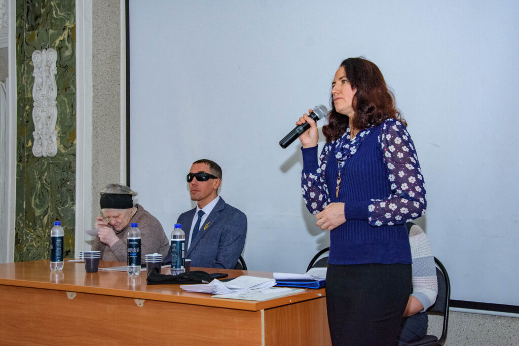 перед делегатами и гостями выступает татьяна плеханова