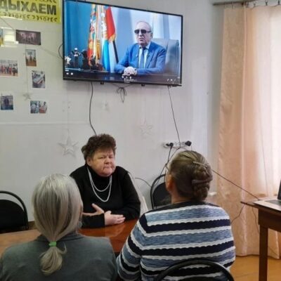 В клубе «Забота» показали фильм о столетии ВОС «Век другими глазами»