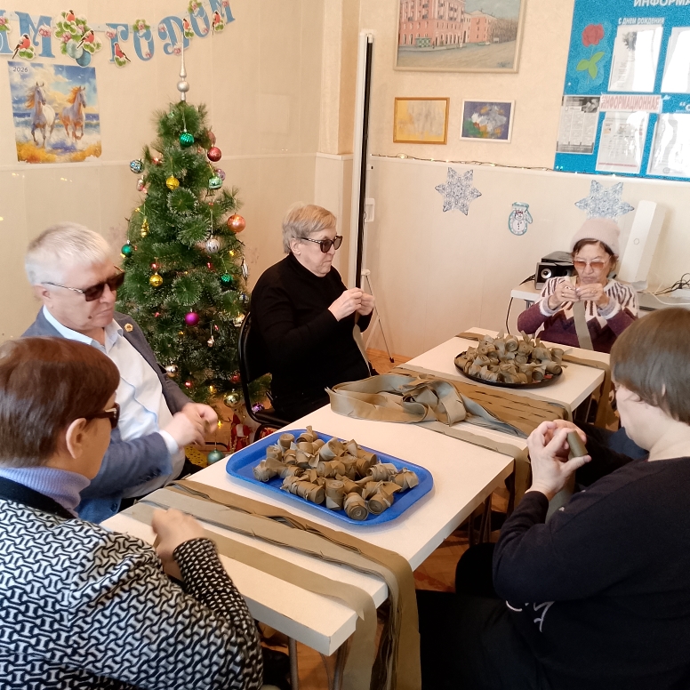 активисты плетут сети