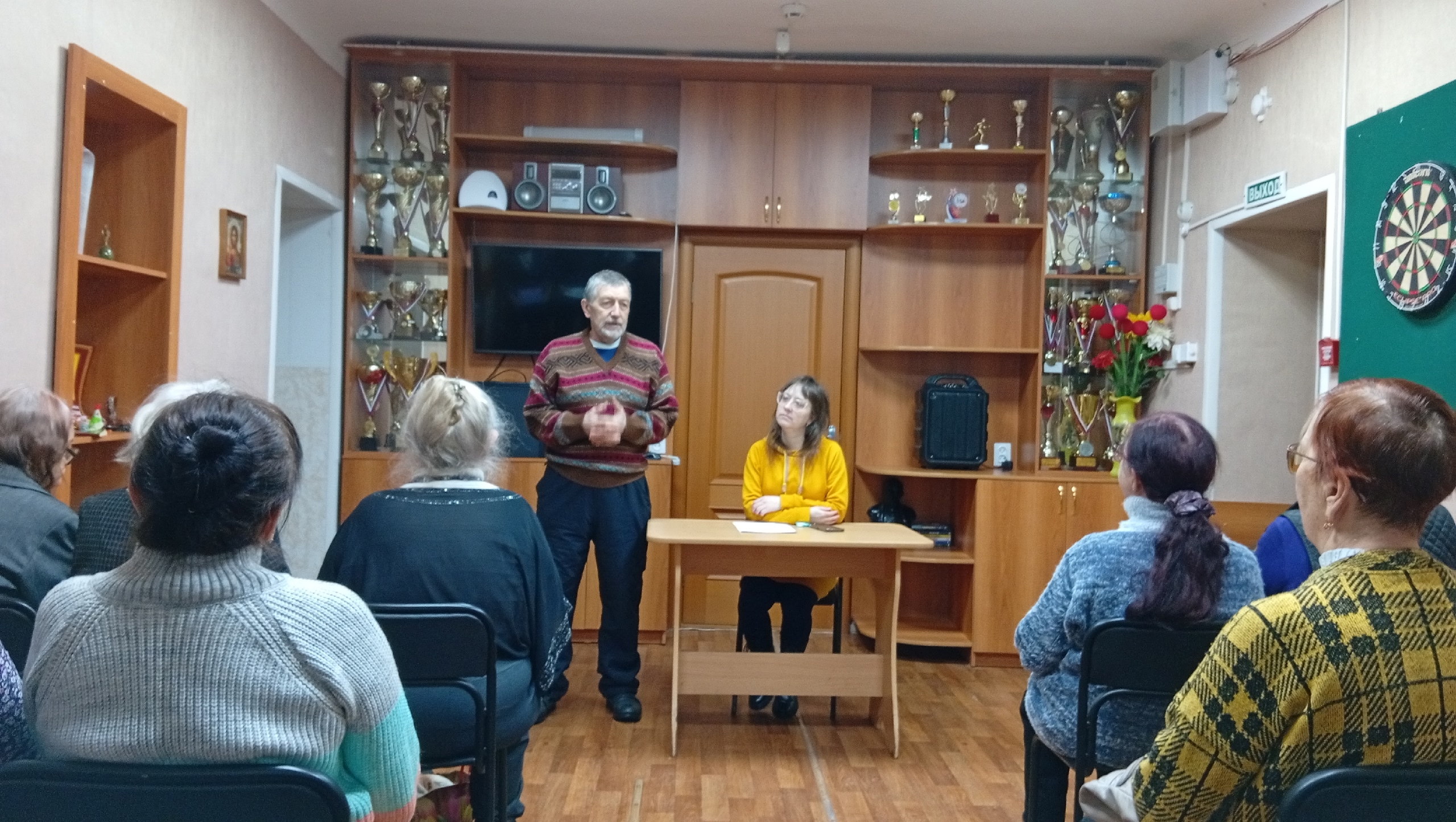 От истории до литературы: члены Златоустовской МО ВОС погрузились в творчество поэта-героя и летопись оружейной фабрики