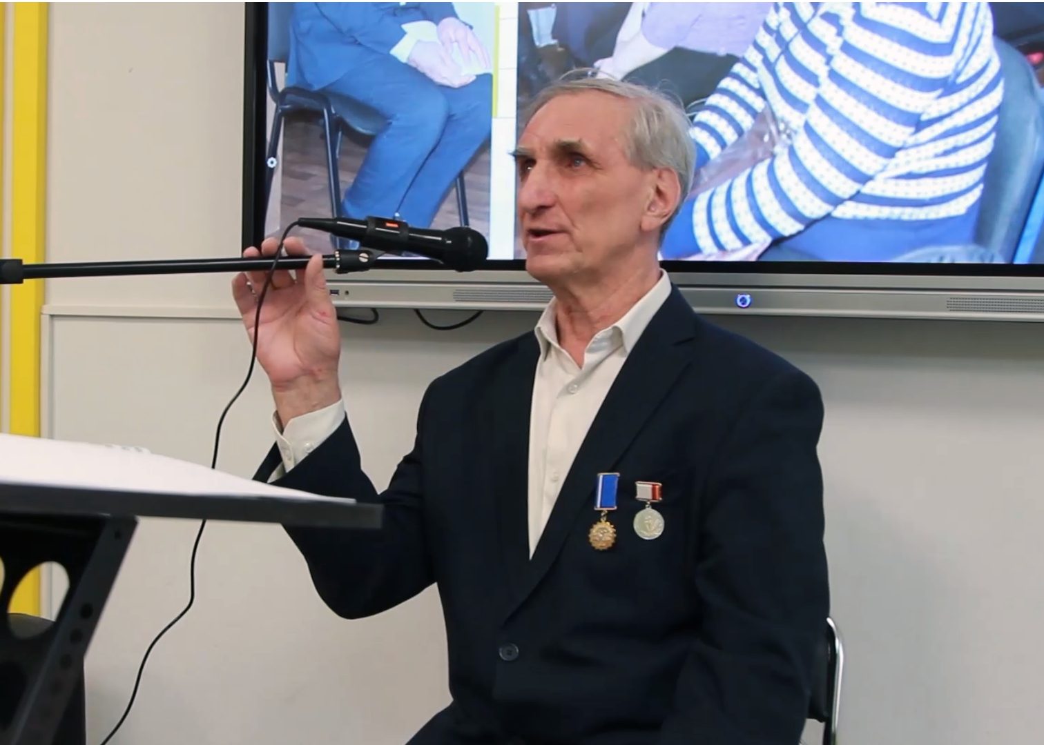 «Звёздный час с друзьями»: юбилей, творчество, вечер. Поэту Александру Нелюбину — 75