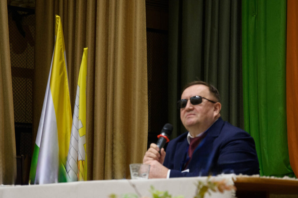 председательствующим избран олег геннадиевич варганов председатель златоустовской мо вос