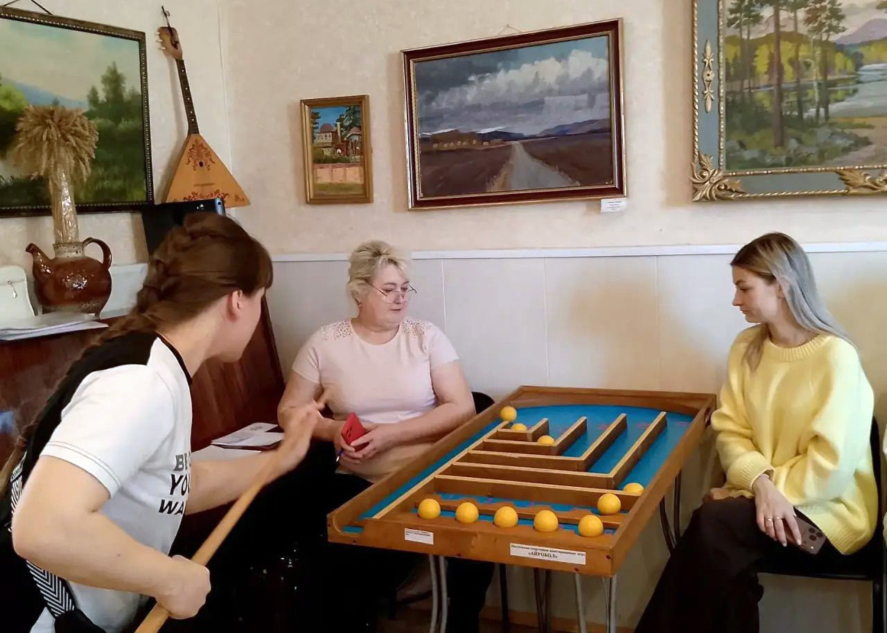 В Чебаркульской МО ВОС прошли соревнования по адаптивным настольным играм