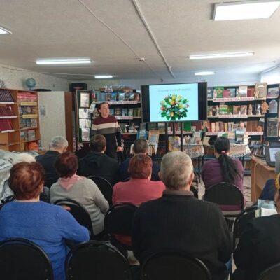 В Кунашакской библиотеке отметили сразу два праздника: День защитника Отечества и 8 Марта