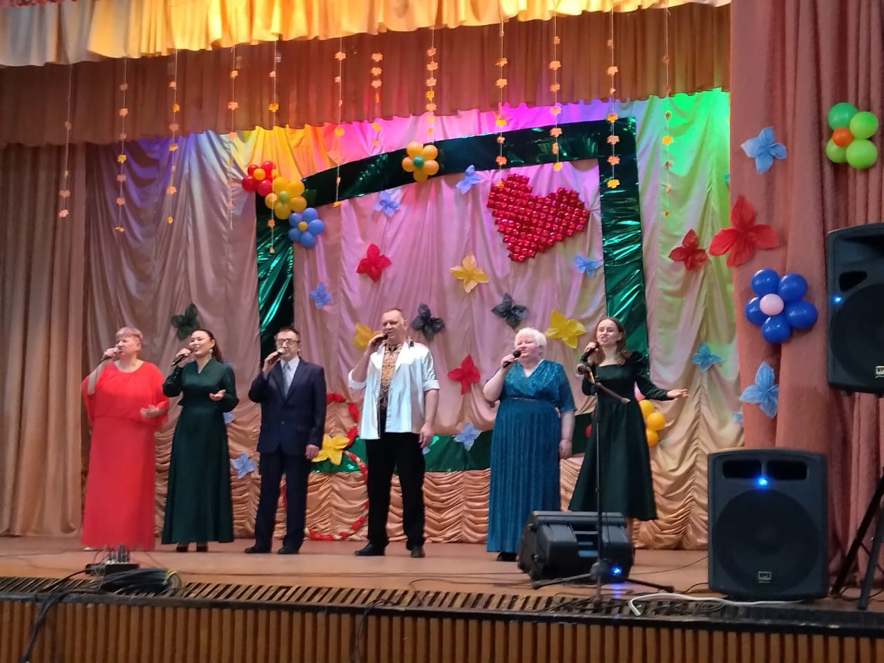 В ритме весны: в Златоустовской МО ВОС прошёл праздничный концерт